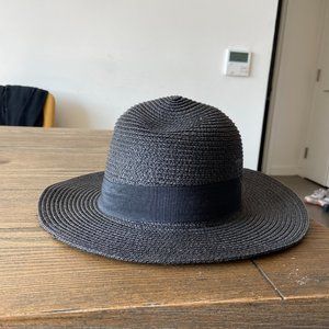 Black straw hat